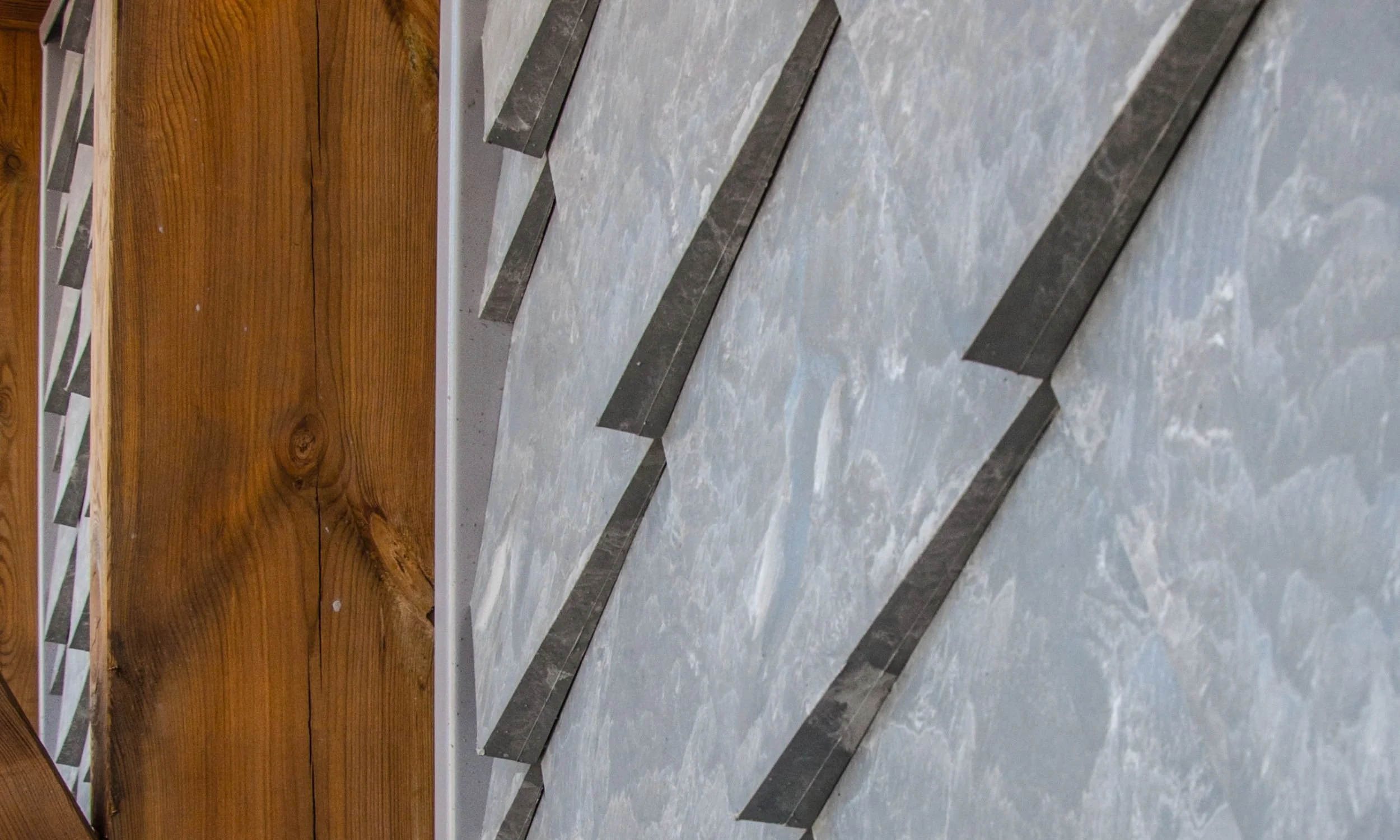 Our project in Mayotte, a French island, features a tourism bureau adorned with our inaugural tile, First One, in a grey hue, showcasing our circular and contemporary approach, ideal even for tropical settings.