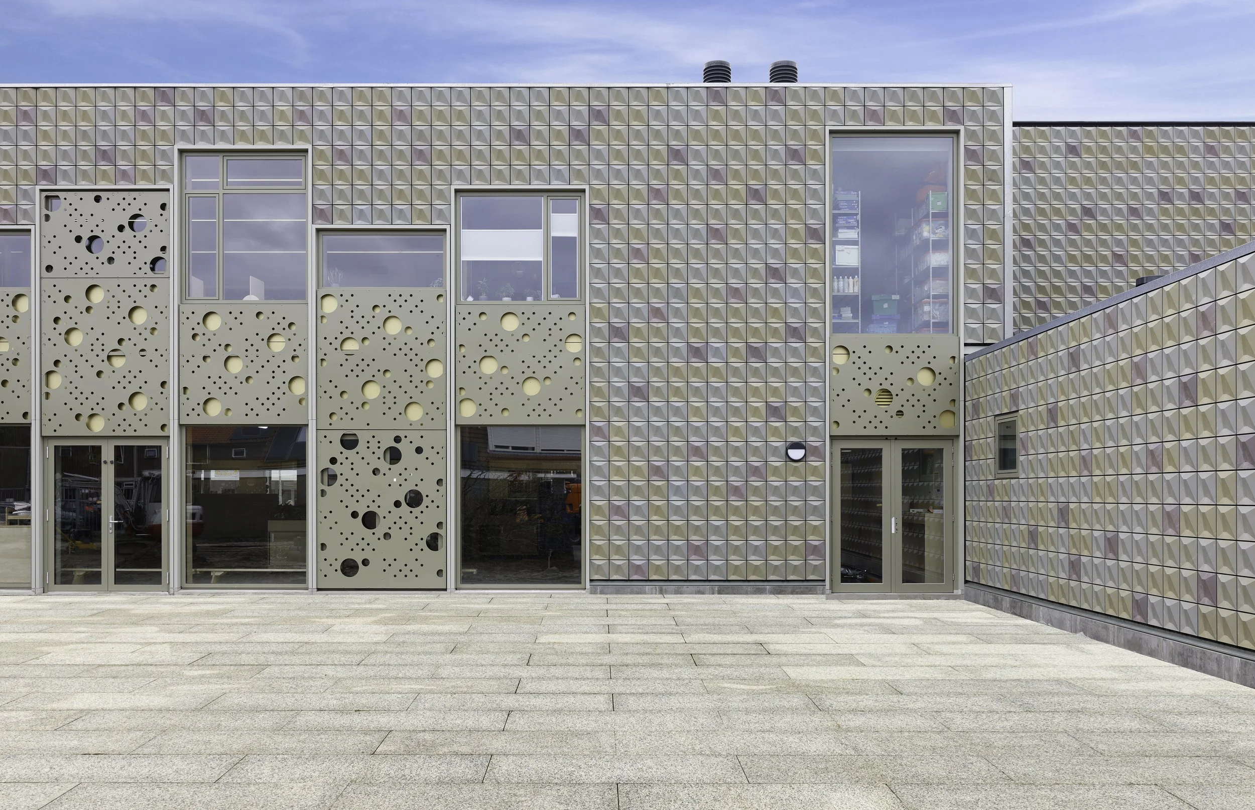 Tamboerijn project. Second High being applied as first completed project with Second High tile